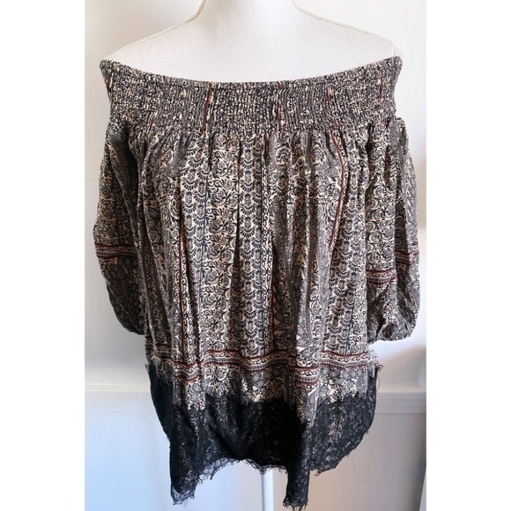 Anthropologie Vanessa Virginia • Augusta Off-Shoulder Lace Blouse